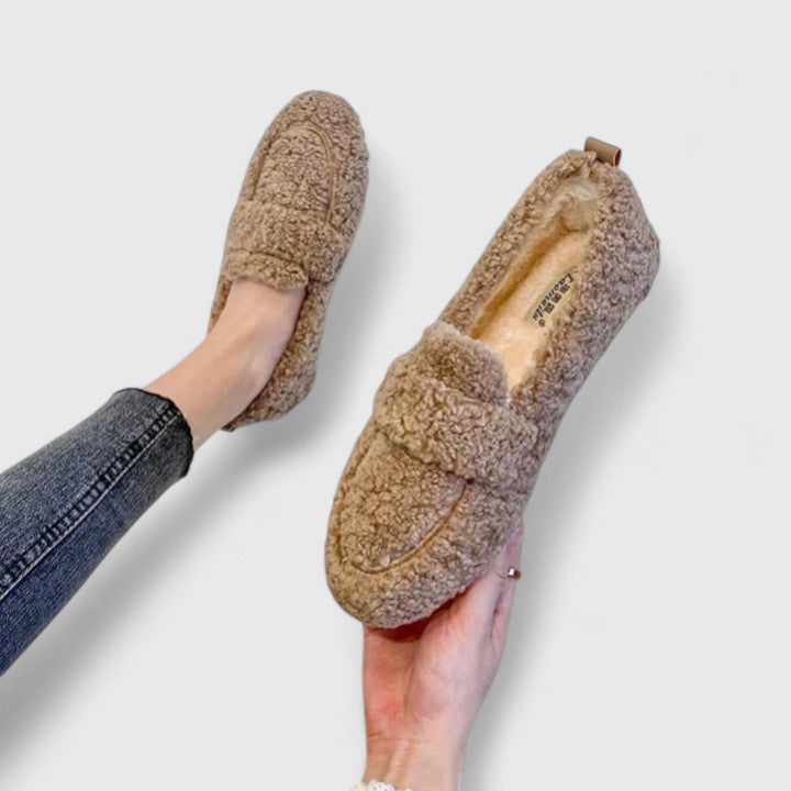 Velura™ | Warme Slipper mit elegantem Design